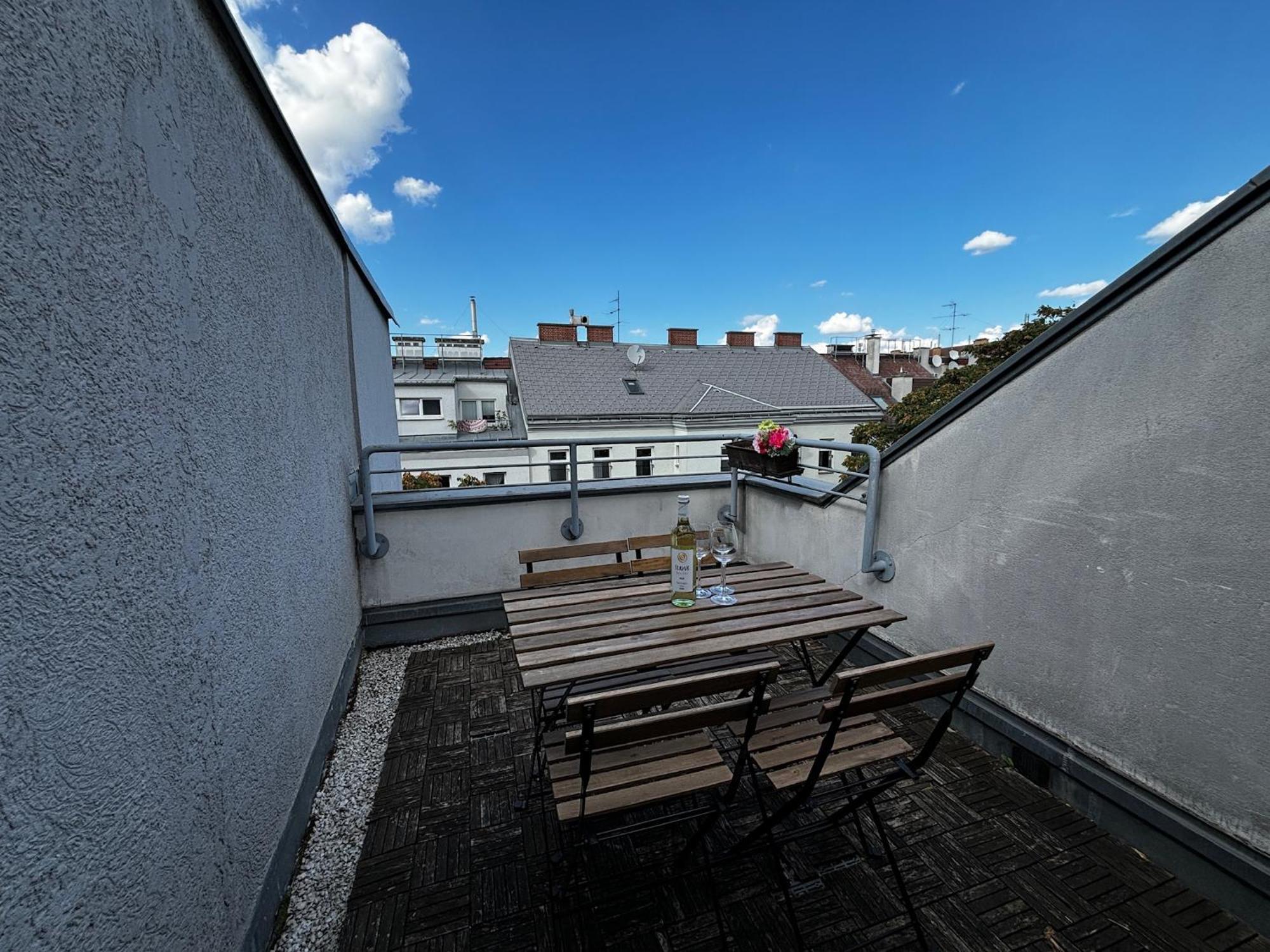 Sonniges Mit Terrasse, 15min Ins Zentrum * Viena